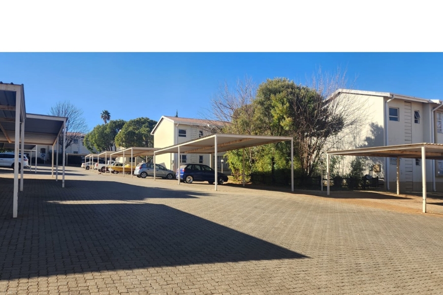 2 Bedroom Property for Sale in Wilkoppies North West